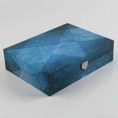 Luxury Flip Top Gift Box White Cardboard Prevent Displacement One Piece With Inner Lining