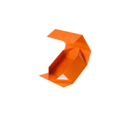 Folding Lipstick Gift Box High End Book Shaped With Magnetic Closure Quick Assembly