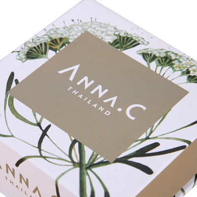Luxury White Card Cosmetic Packaging Box Lightweight Flip Gift Box Fashionable