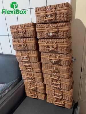 Vintage Design Faux-rattan Gift Box with Secure Locking Mechanism and Customizable Lining